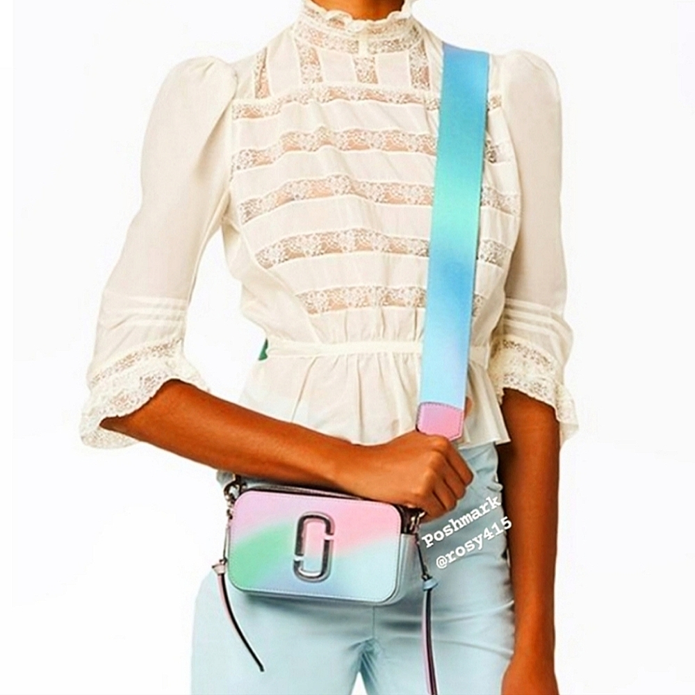 💥SALE🌈Marc Jacobs SNAPSHOT AIRBRUSH 2.0 CAMERA BAG RAINBOW PASTEL CROSSBODY BAG - Picture 16 of 16